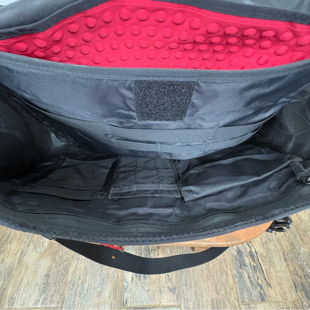 Timbuk2 Red and Black Classic Messenger Bag - Picture 12 of 14